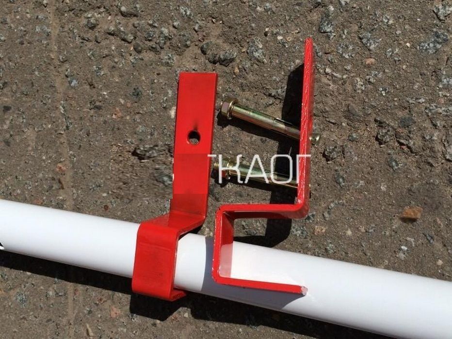 Крепление для футбольных ворот (бетон-асфальт) 2шт  Pioner A14931