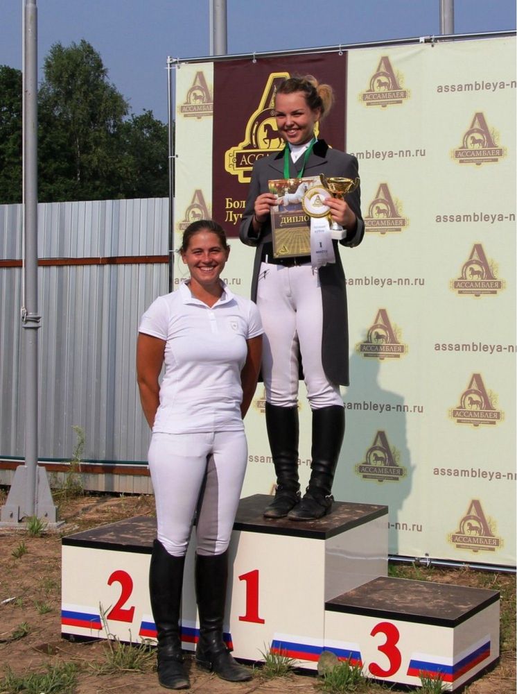 Пьедестал квадратный Стандарт ПС-11  ПС-11М Матрешка