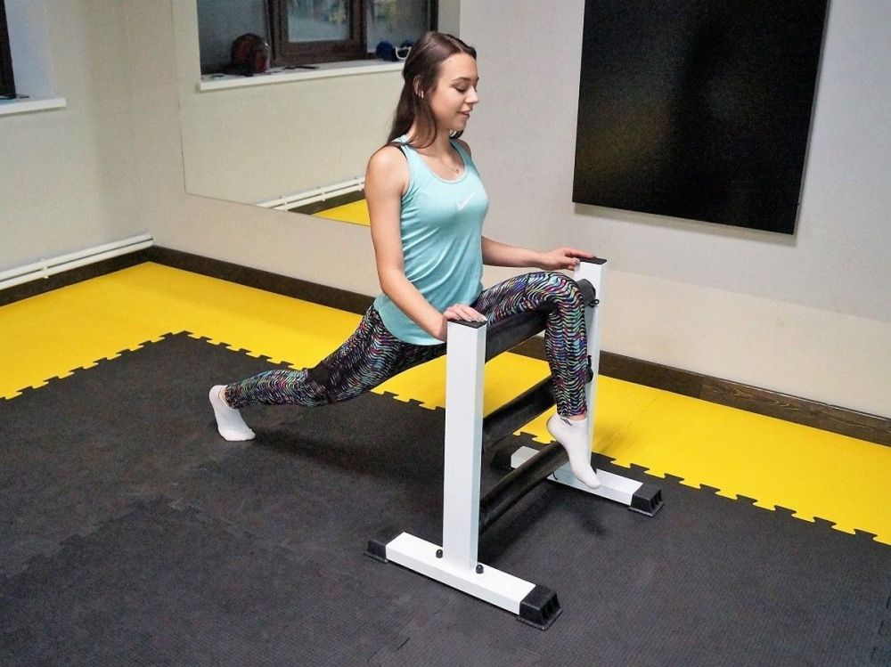 Тренажер для растяжки шпагата   белый Pioner A12260