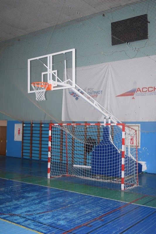 Стойка баскетбольная мобильная складная игровая  вынос 325 см Pioner A13454