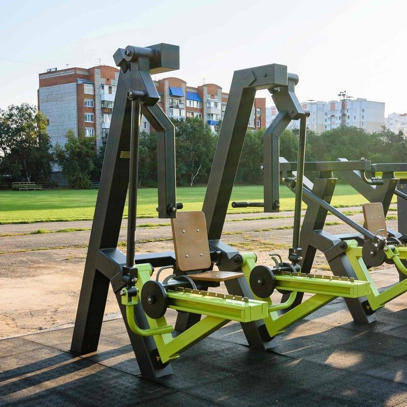 Тренажер Жим от груди сидя с переменной нагрузкой  Pioner A17647