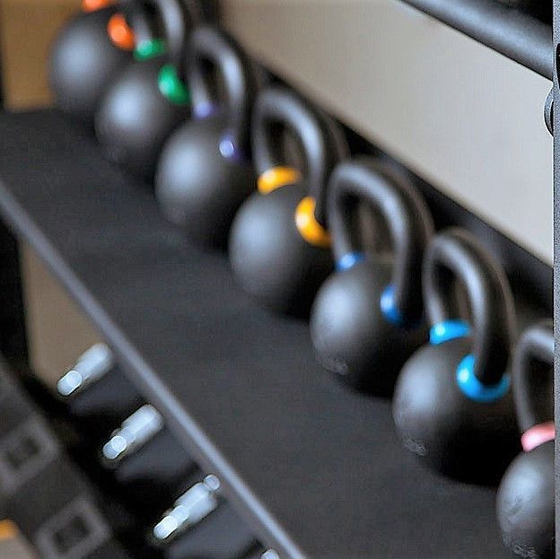 Модульный стеллаж для гантелей, гирь и медболов 378х43х195 (2 секции) Pioner A12227