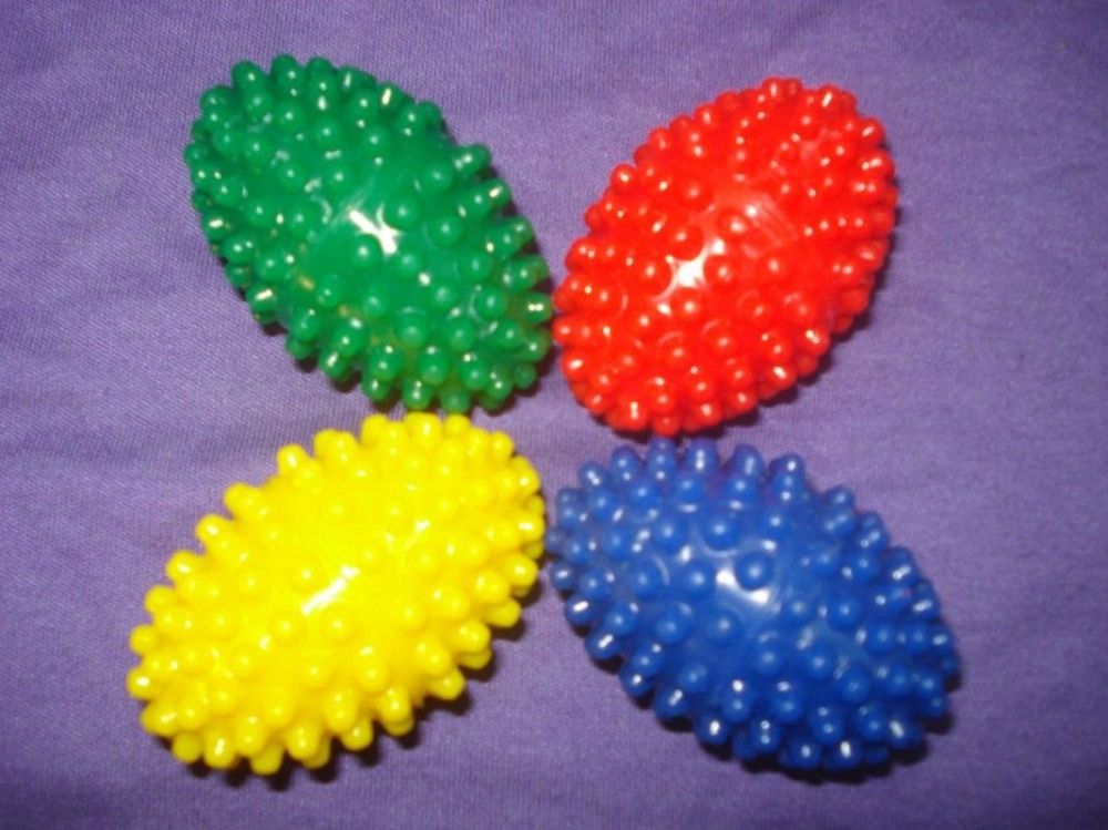 Овал с шипами 6х4 cм  Pioner A11505