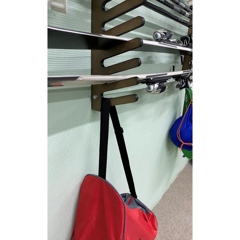 Вешалка Эконом для горных лыж, пристенная 105х80х18см  SE-18