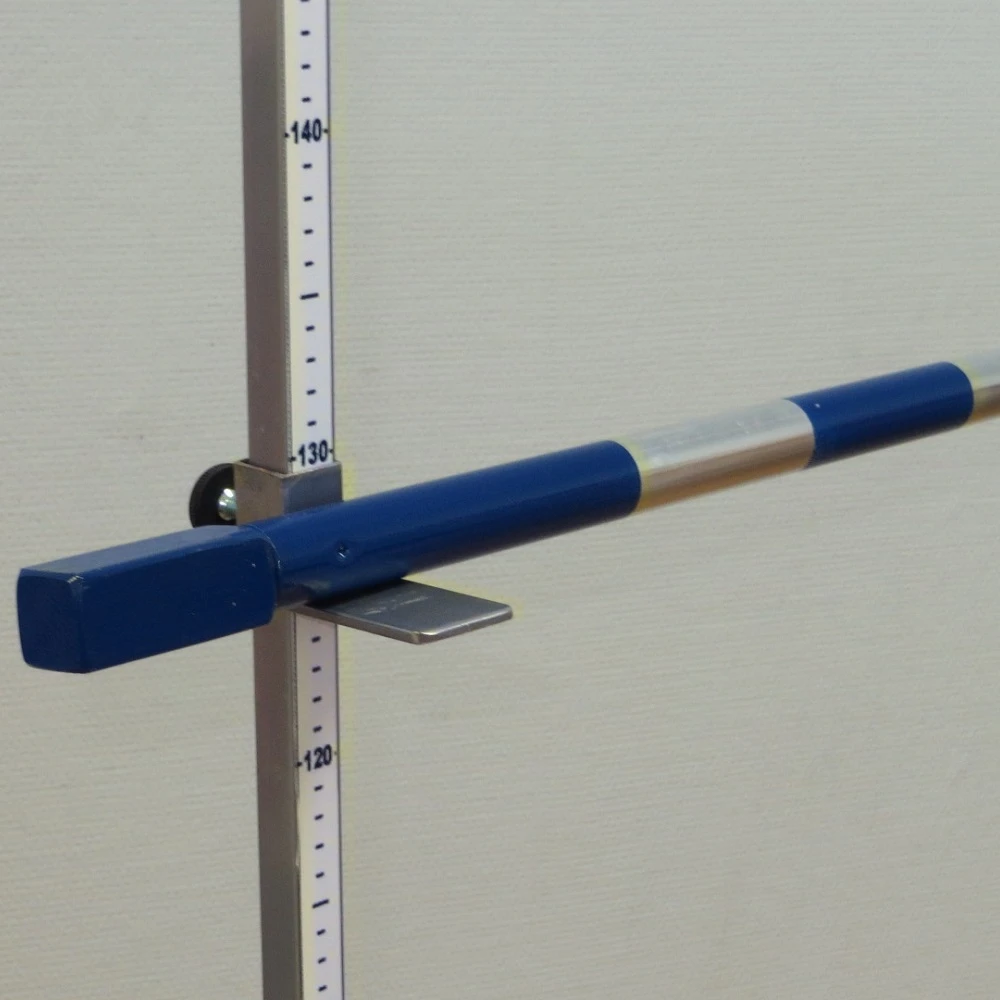 Стойки для прыжков в высоту без планки 2 м