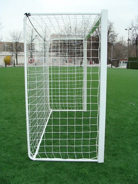 Ворота футбольные алюм. цельные 5,6 х 2,35 м, профиль 80 х 80 мм (1 шт)  Pioner A14928