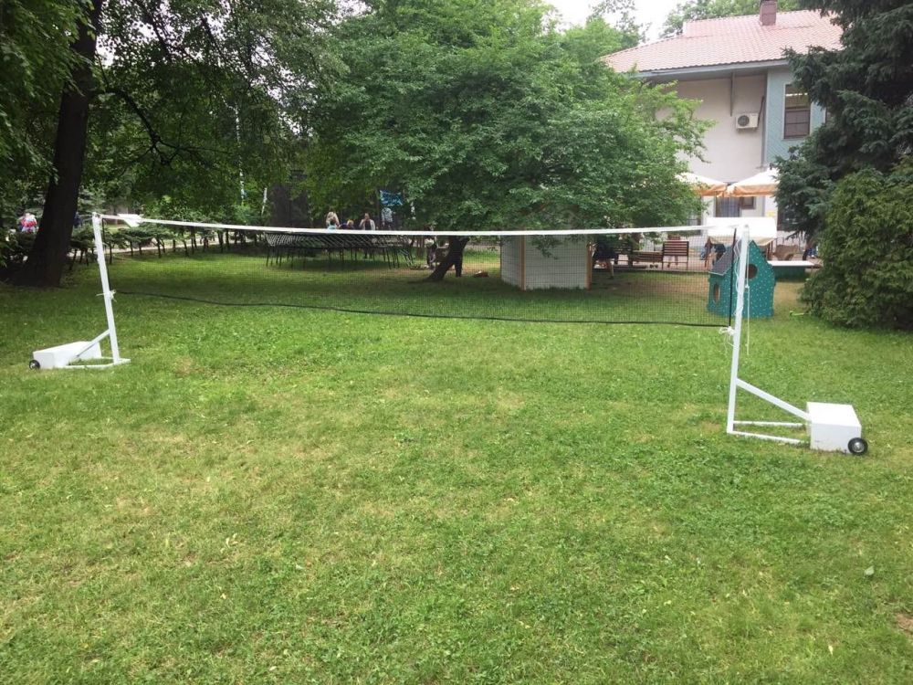 Стойки бадминтонные передвижные профессиональные  Pioner A13773