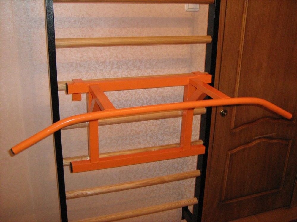 Турник на шведскую стенку  Pioner A12136