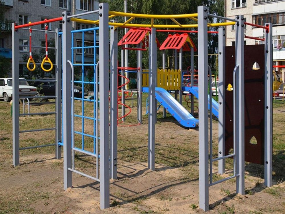 Уличный спортивный комплекс Угловой  Pioner A10984