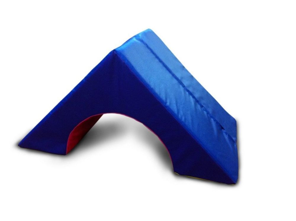 Арка треугольная 50х50х40 см, d34 см Pioner A11223