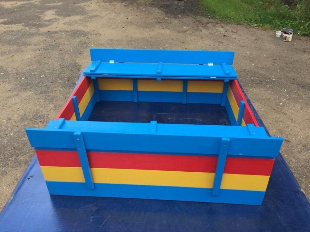 Песочница-трансформер дерево 1,5х1,5м без лака (с крышкой)  Pioner A10841