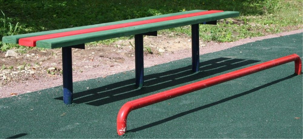 Скамейка для пресса с упором для ног уличная 2 м  Pioner A10247