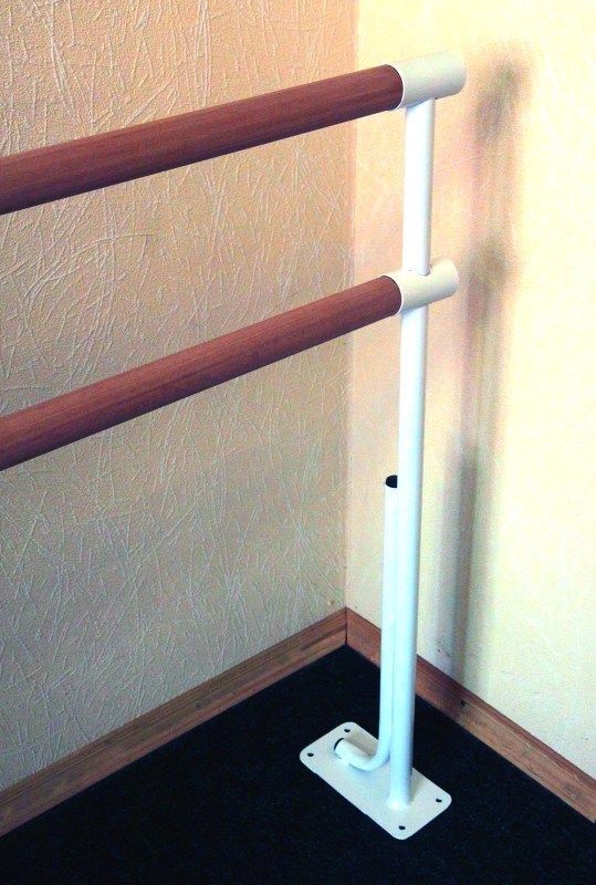 Станок хореографический напольный, двурядный (2,0 м) поручень - сосна  Pioner A12480