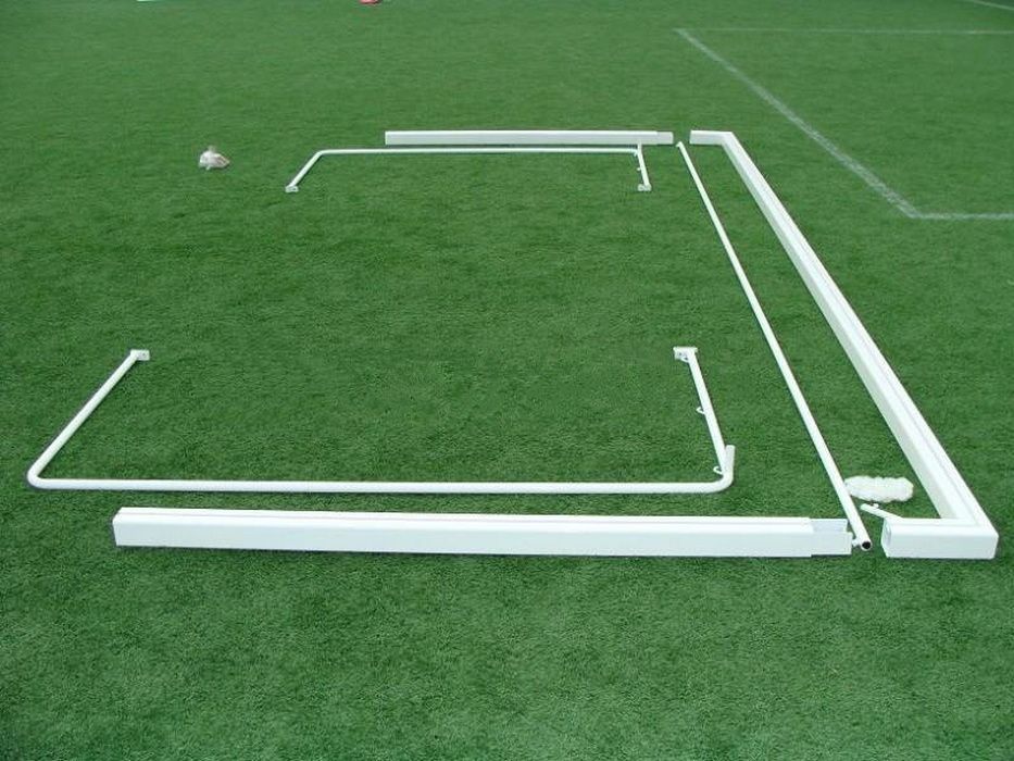 Ворота футбольные алюм. цельные 5,6 х 2,35 м, профиль 80 х 80 мм (1 шт)  Pioner A14928