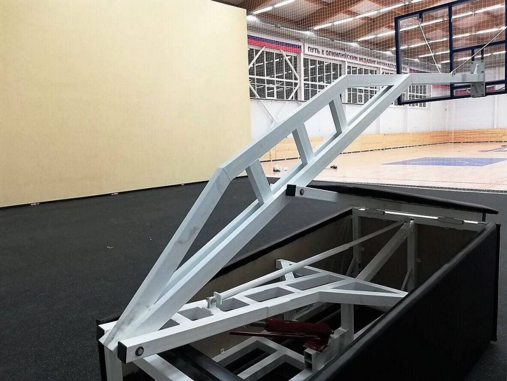 Стойка баскетбольная мобильная складная вынос 2,25м  Pioner A13910