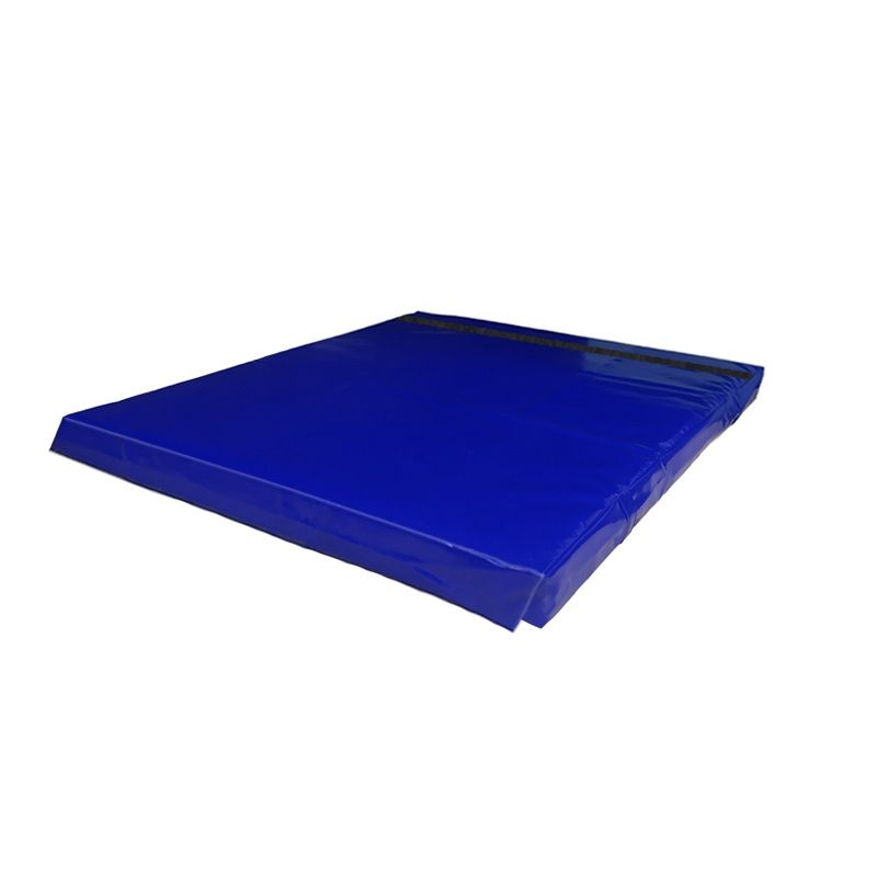 Мат гимнастический 100x100x5 тент складной в 2 сложения  Pioner A10671