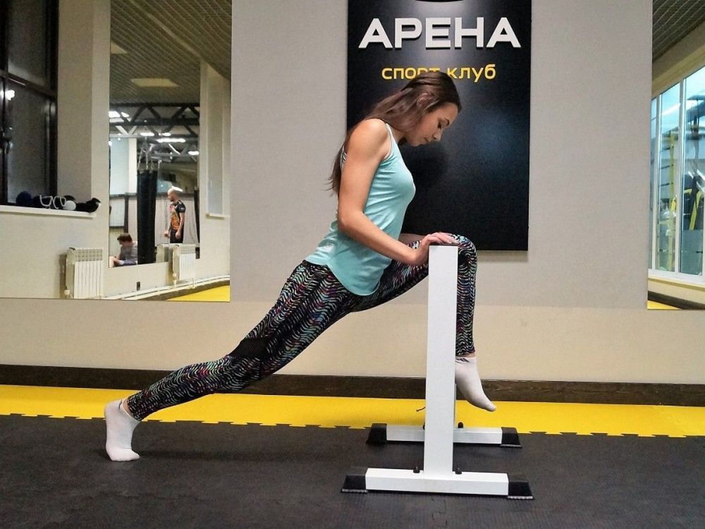 Тренажер для растяжки шпагата   серый Pioner A12259