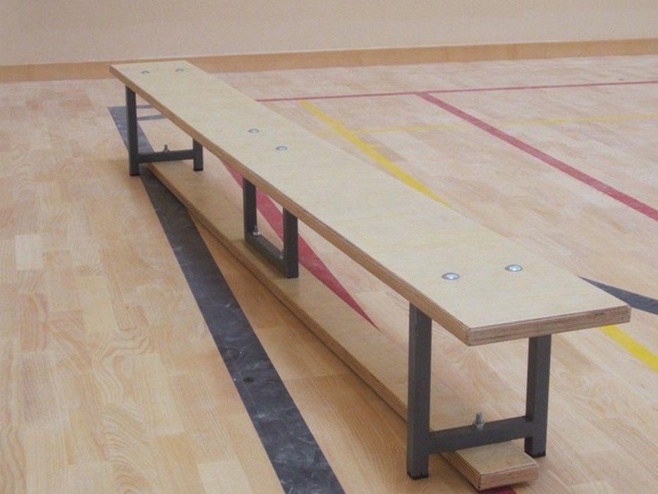 Скамейка гимнастическая (фанера) на металл. ножках 2,4 м  Pioner A12472