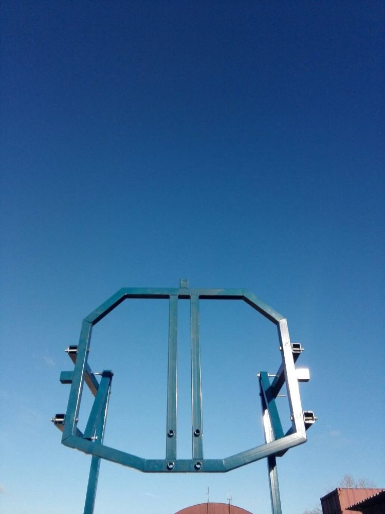 Стритбольная мобильная стойка (щит-оргстекло)  Pioner A13421