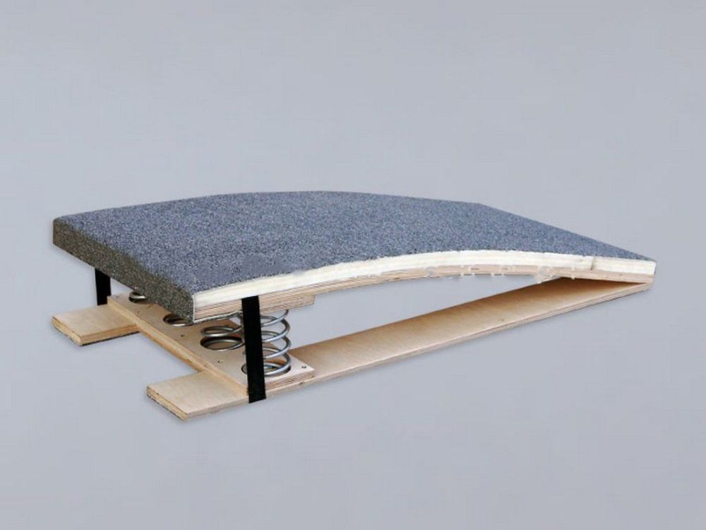 Мостик гимнастический пружинный с гнутой платформой  Pioner A14743