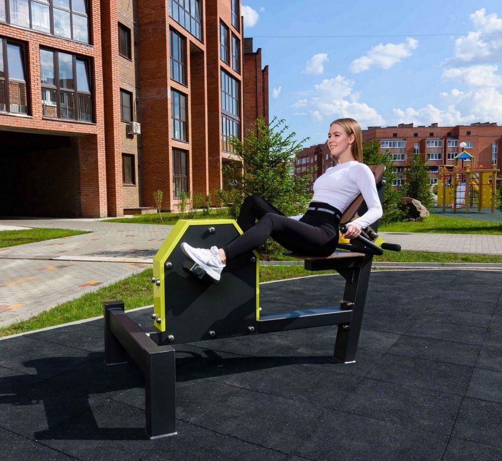 Уличный Велотренажер горизонтальный с безынерционным нагрузочным механизмом  Pioner A17630