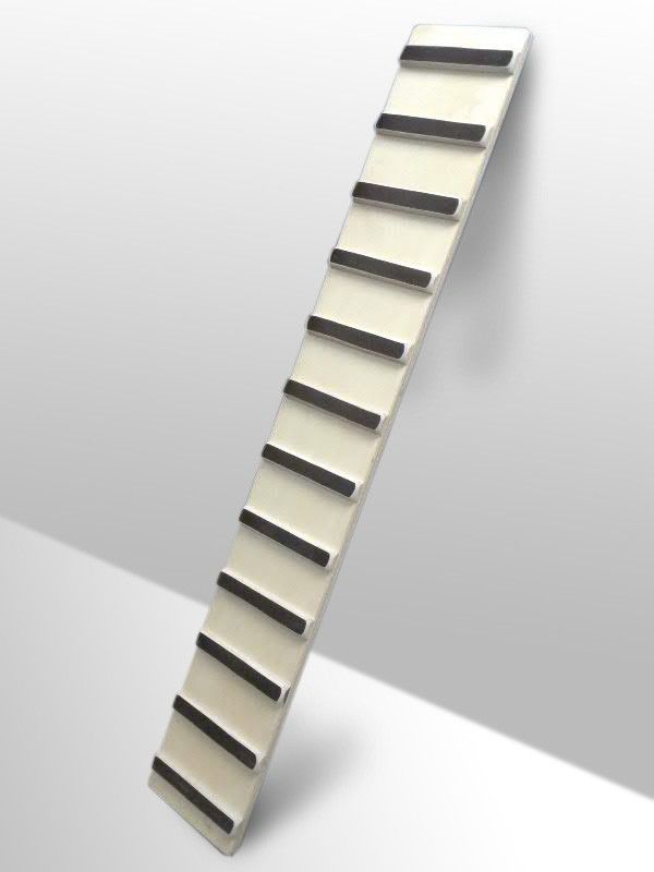 Доска наклонная навесная ребристая L1,8 м, дерево,  Pioner A12318