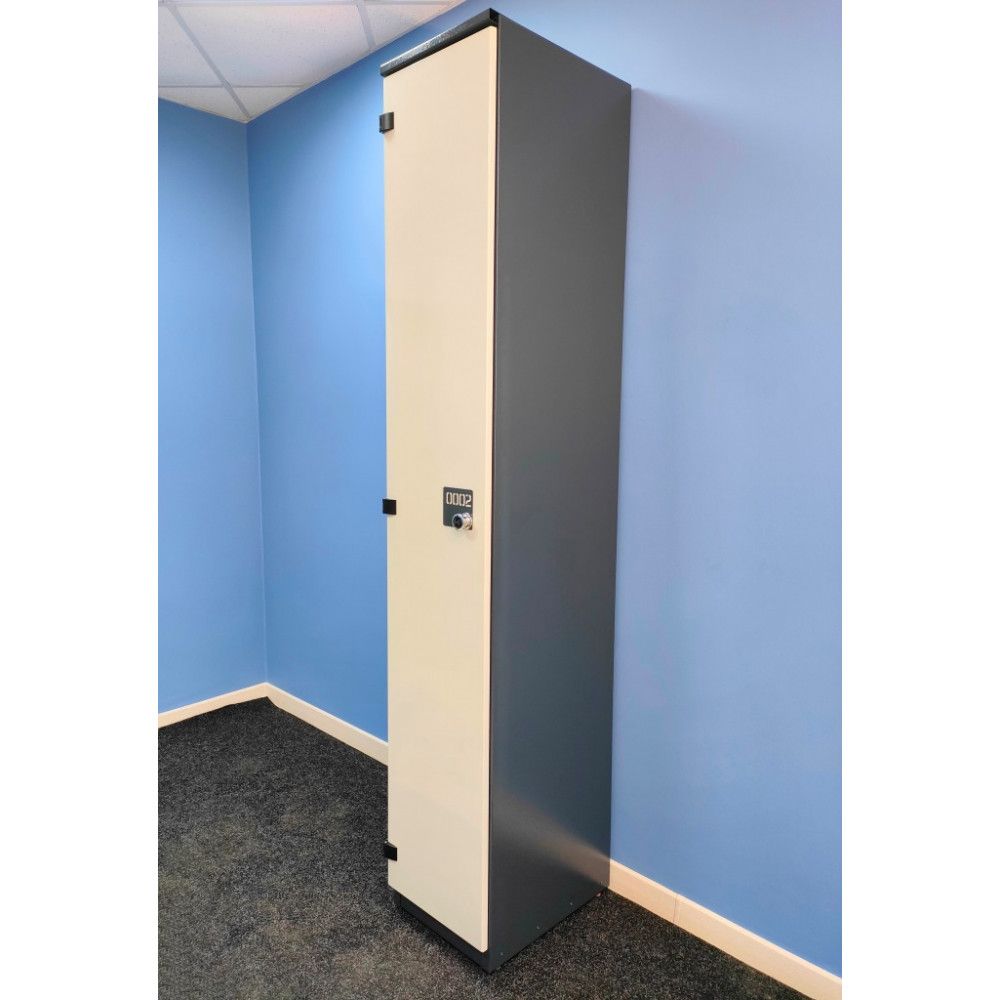 Шкаф для хранения и сушки спортивного инвентаря  ШС Локер-2