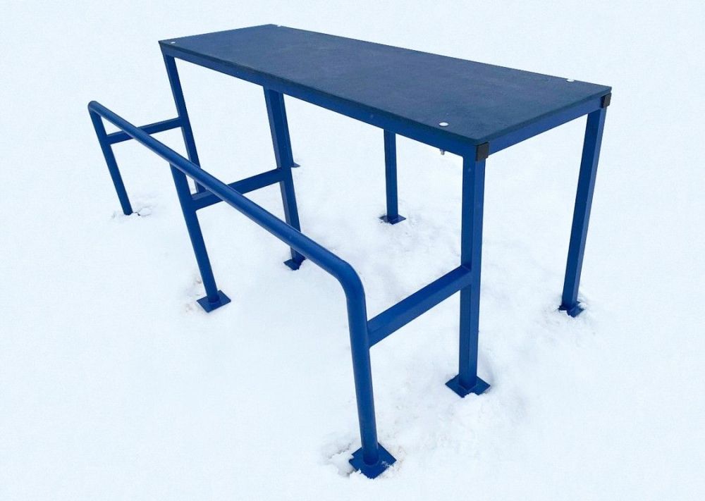 Скамья с упором для ног уличная  Pioner A16227