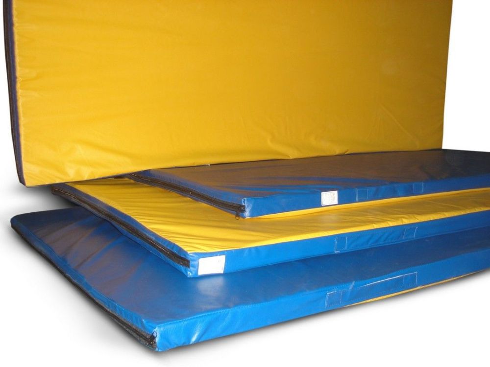 Мат 100x100x10см цветной (тентовый) Pioner A11330