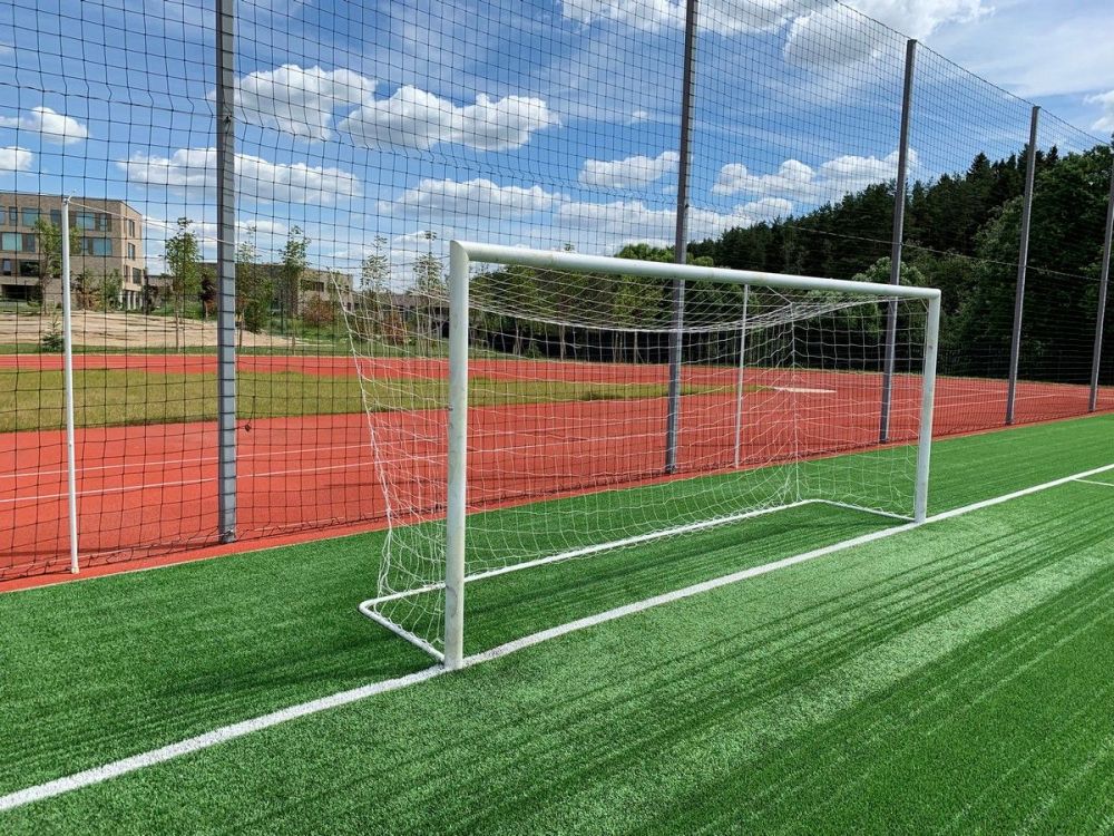 Ворота футбольные стационарные 2х5м  шт Pioner A13840