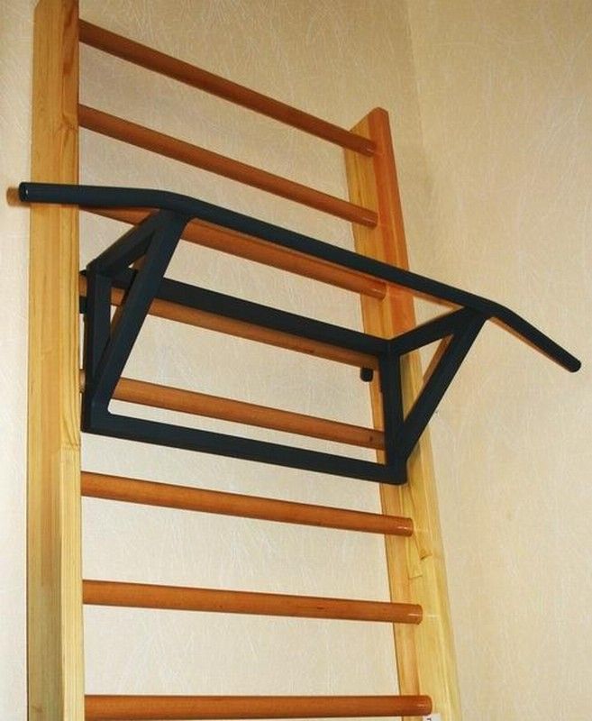 Турник навесной на гимнастическую стенку  Pioner A12289