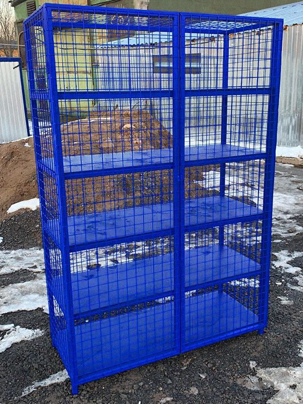 Стеллаж для спортивного инвентаря закрытого типа  Pioner A13609