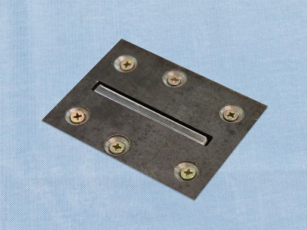 Крепление для гимнастических снарядов к полу Лягушка Pioner A14800